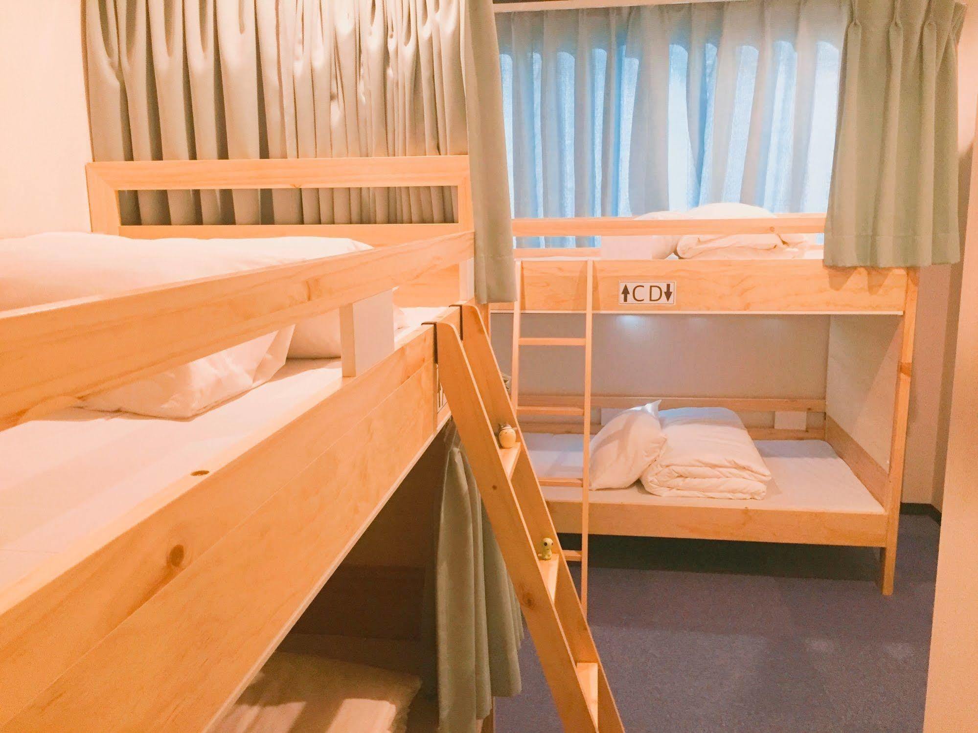 Gloire Hostel Osaka