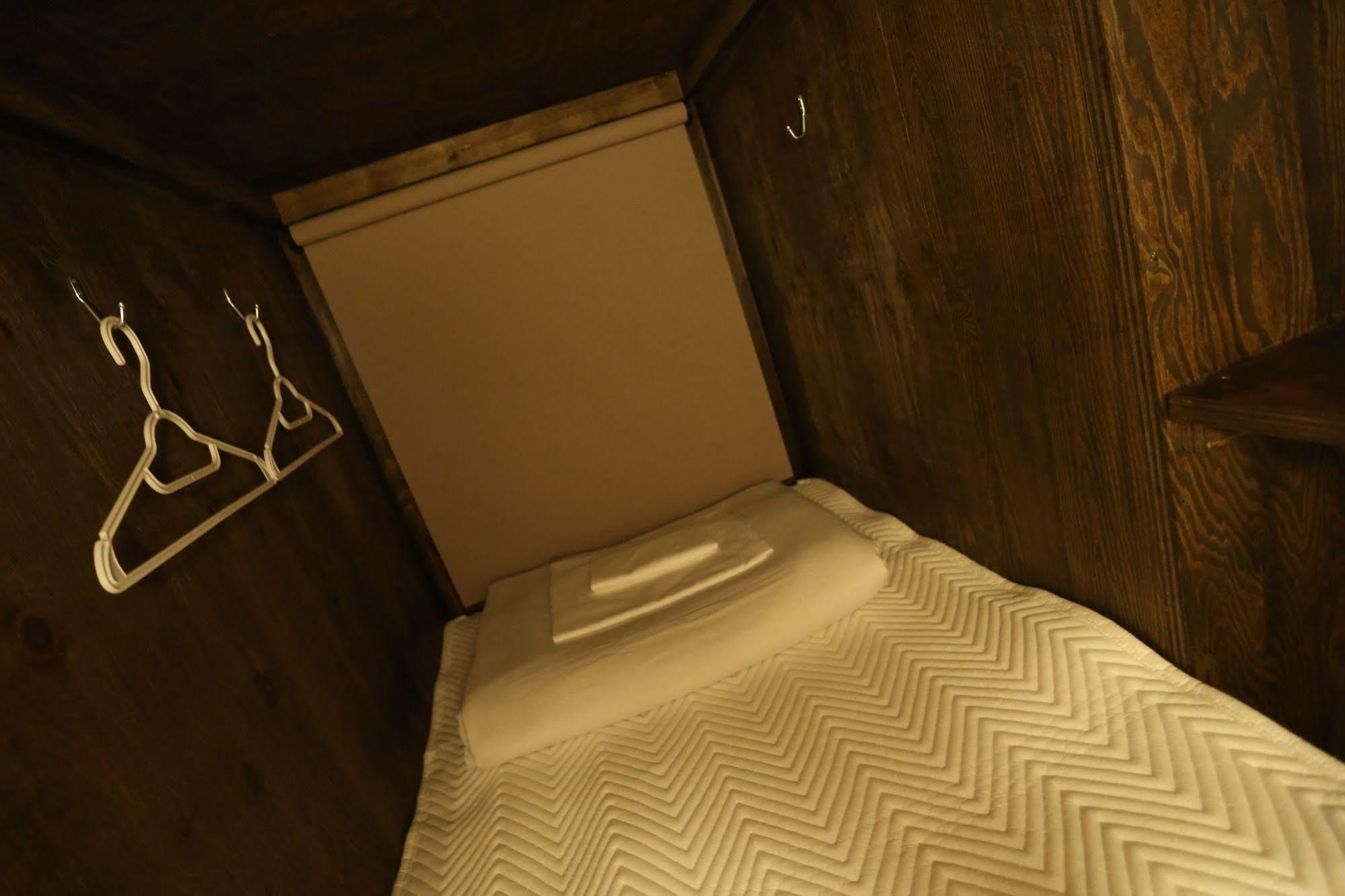 Fuku Namba Hostel