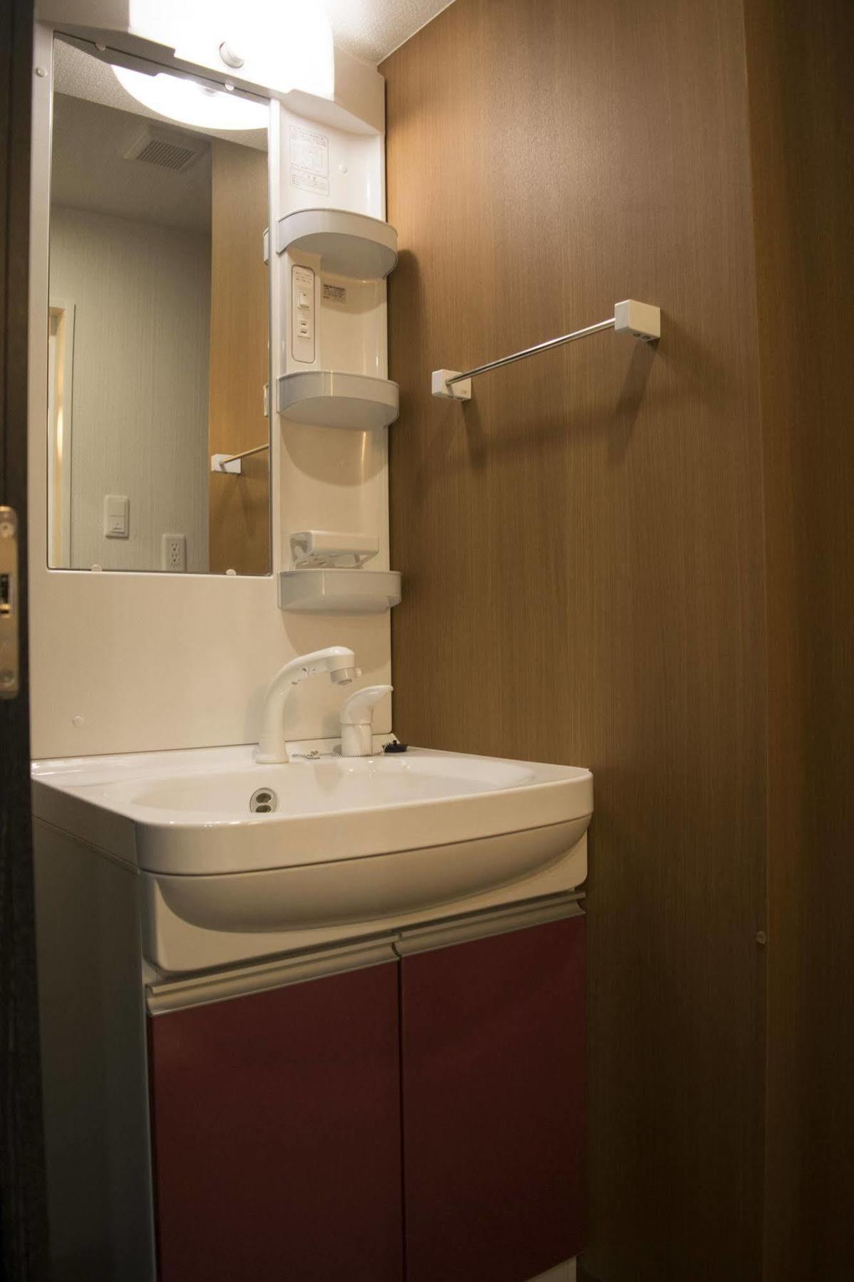 Hotel Trad Tsuruhashi 3*