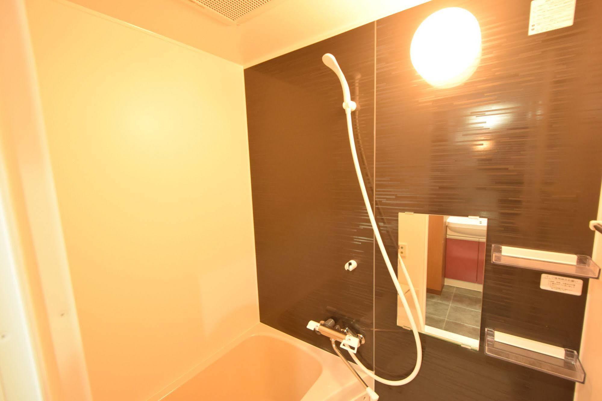 Trad Tsuruhashi Hotel 3*