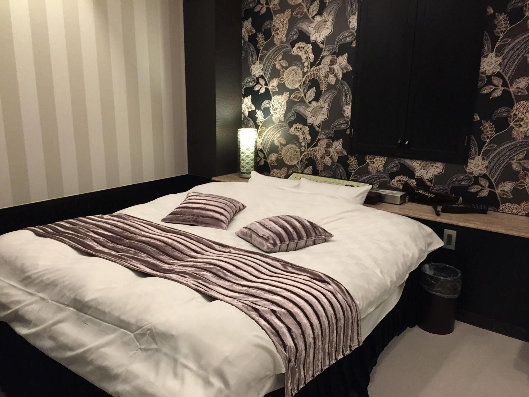 Hotel Hotel America Osaka - Adults Only 2*