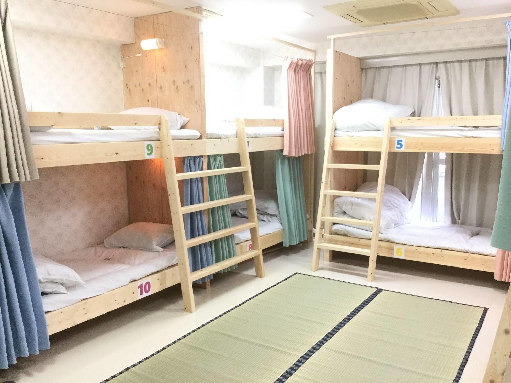 B's Five Hostel *