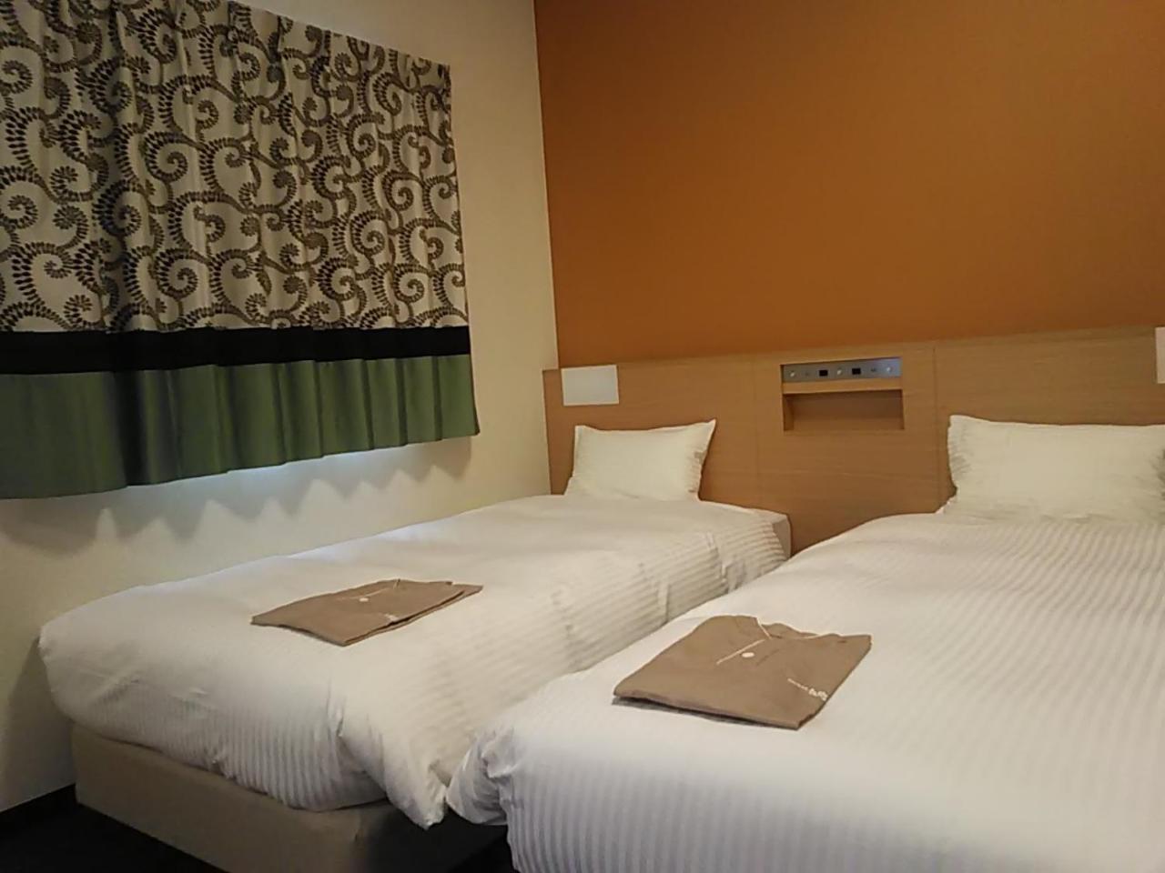Wbf Namba Ebisu 4*