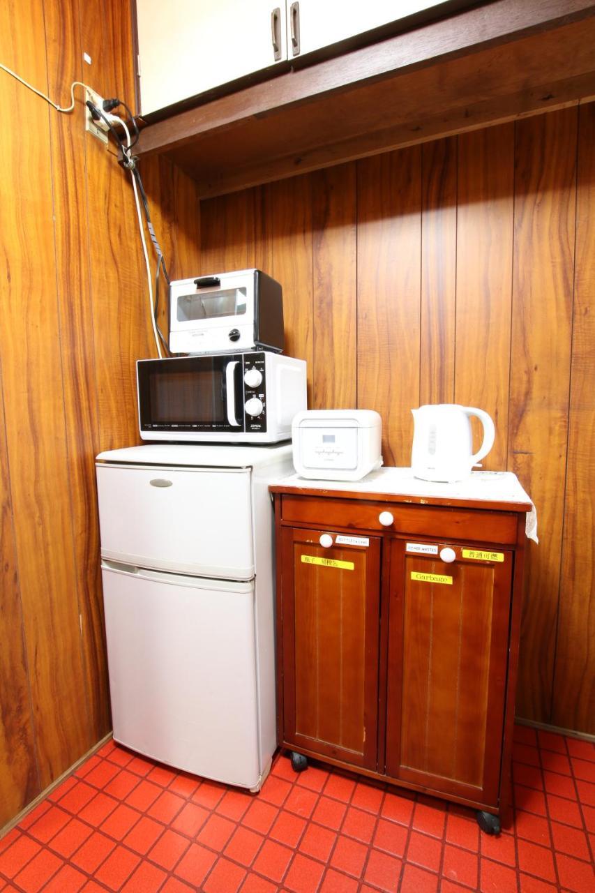 2 Floors Japanese Style, Direct To Kix, 10mins Train To Namba, 5mins Walk To Stn , 2-6ppl Holiday home Osaka