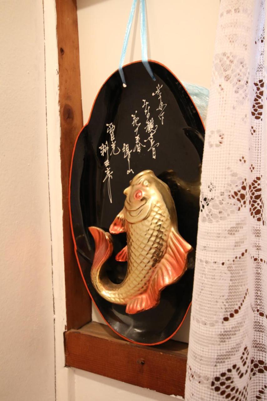 Holiday home 2 Floors Japanese Style, Direct To Kix, 10mins Train To Namba, 5mins Walk To Stn , 2-6ppl *