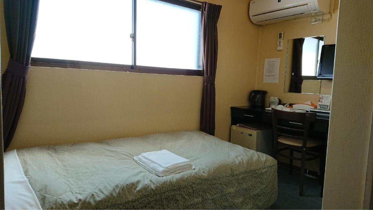 Hotel Nishi Tanabe 2*
