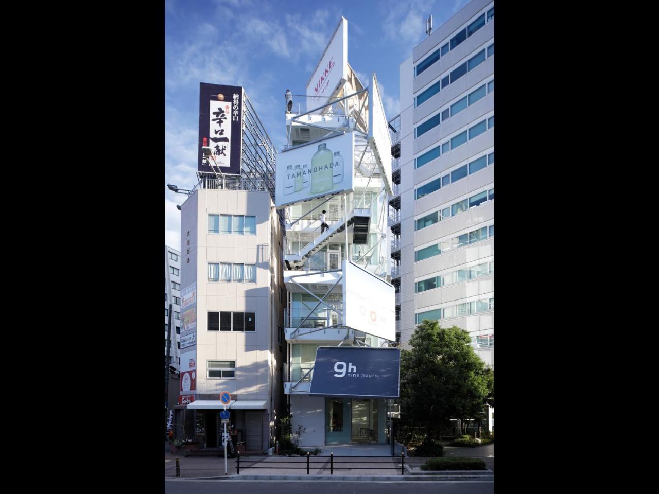 Capsule hotel Nine Shin Station