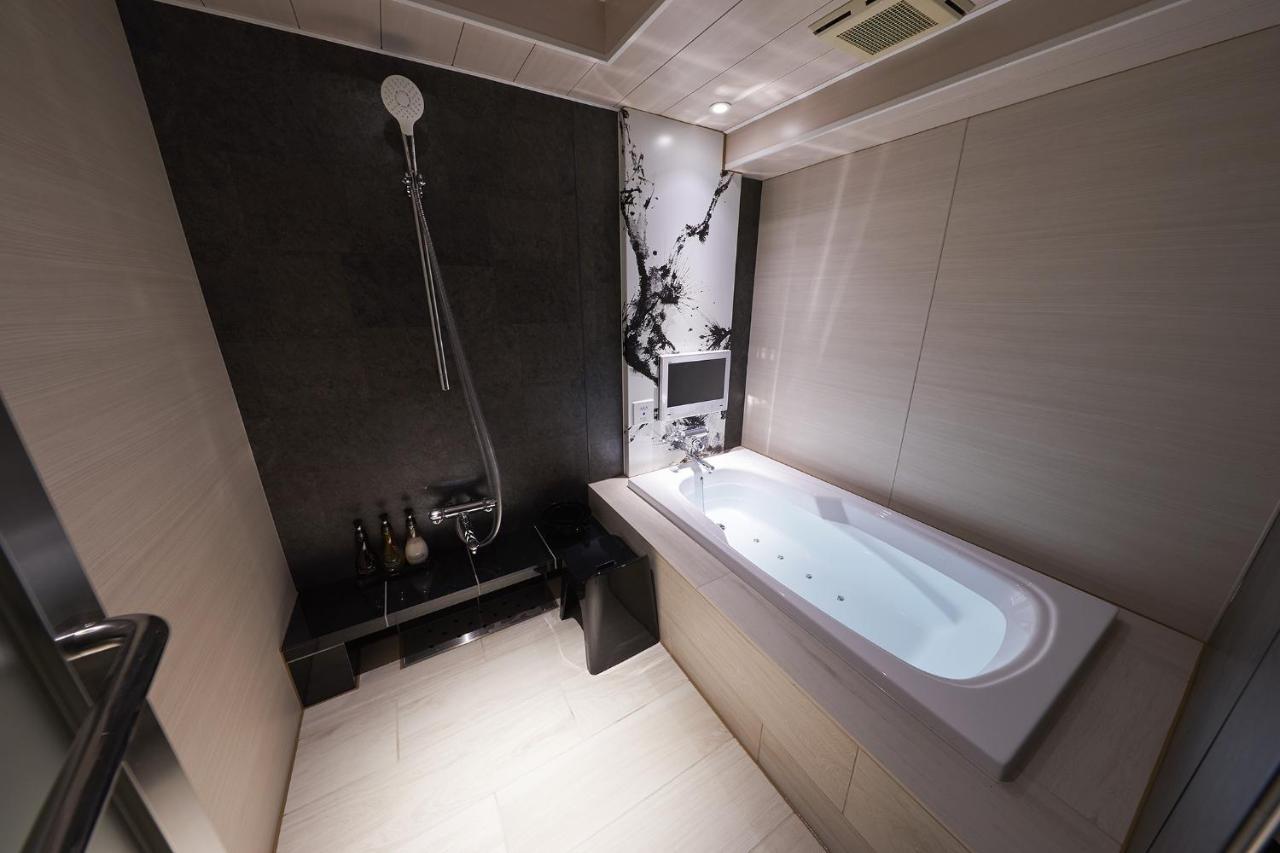 Love hotel Sen (adults Only)