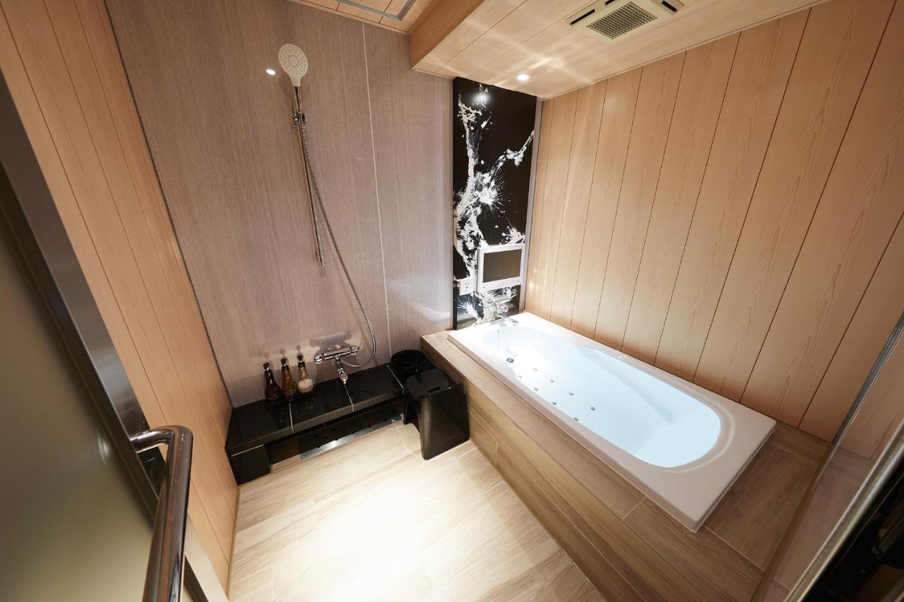 Love hotel Sen (adults Only) 2*