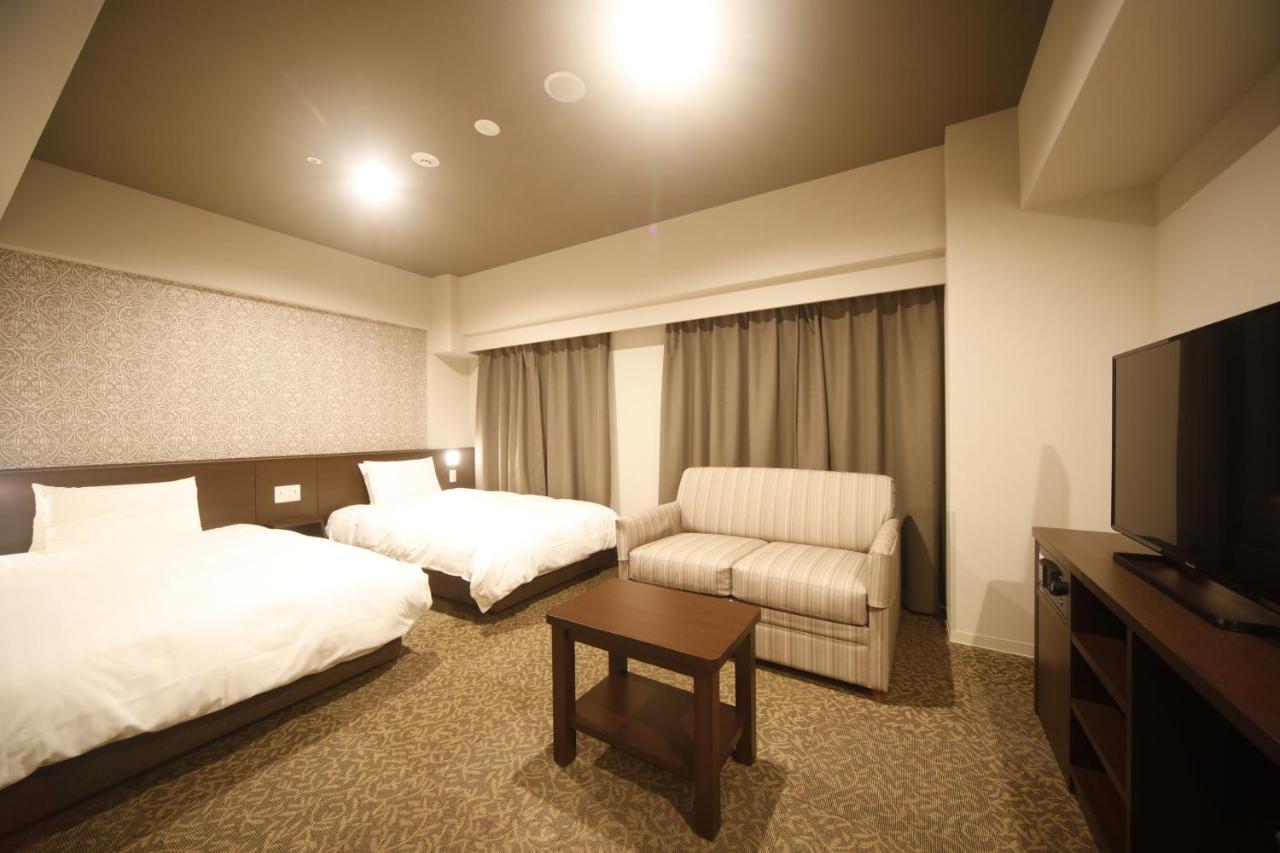 Dormy Premium Kitahama Hotel 4*