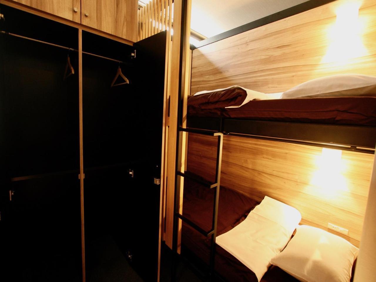 Namba Hive Hostel *