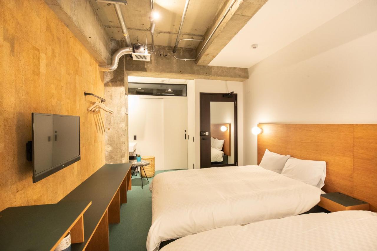 Earthmans Amemura Aparthotel Osaka