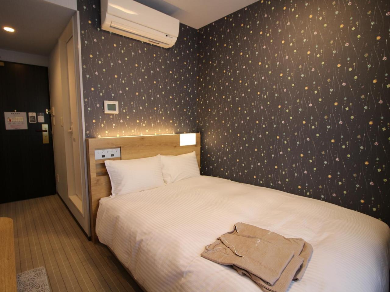 Wbf Namba Nippombashi Hotel Osaka