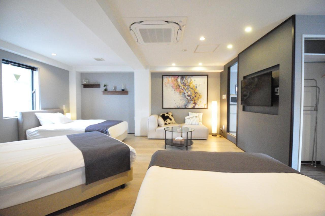 Senlax Osaka