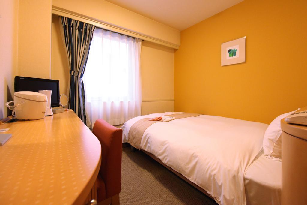 Nest Shinsaibashi Hotel 3*