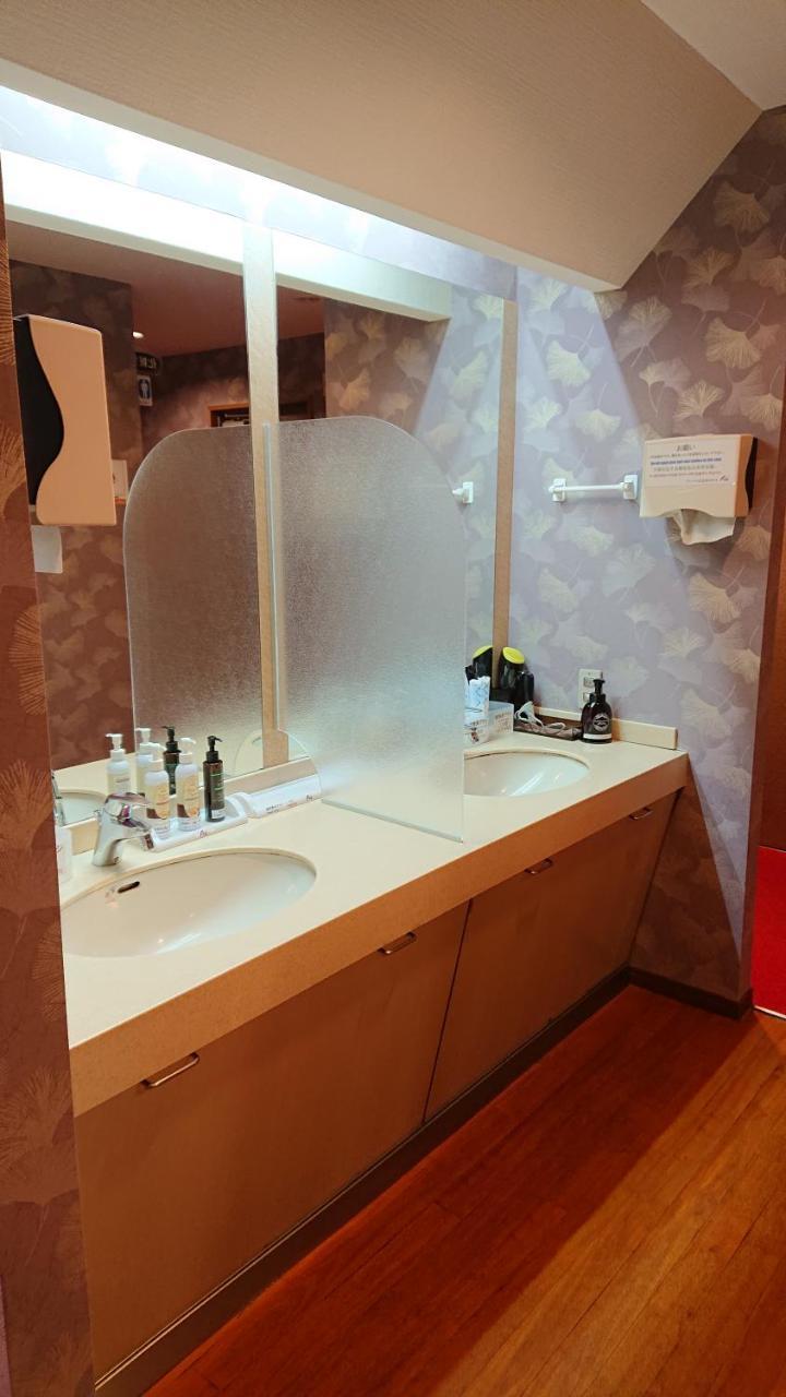 Ave Tennoji Hotel 2*