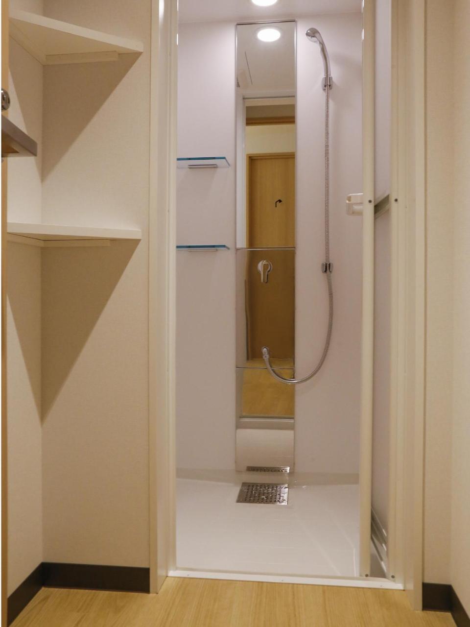 Albergue White Shinsaibashi *