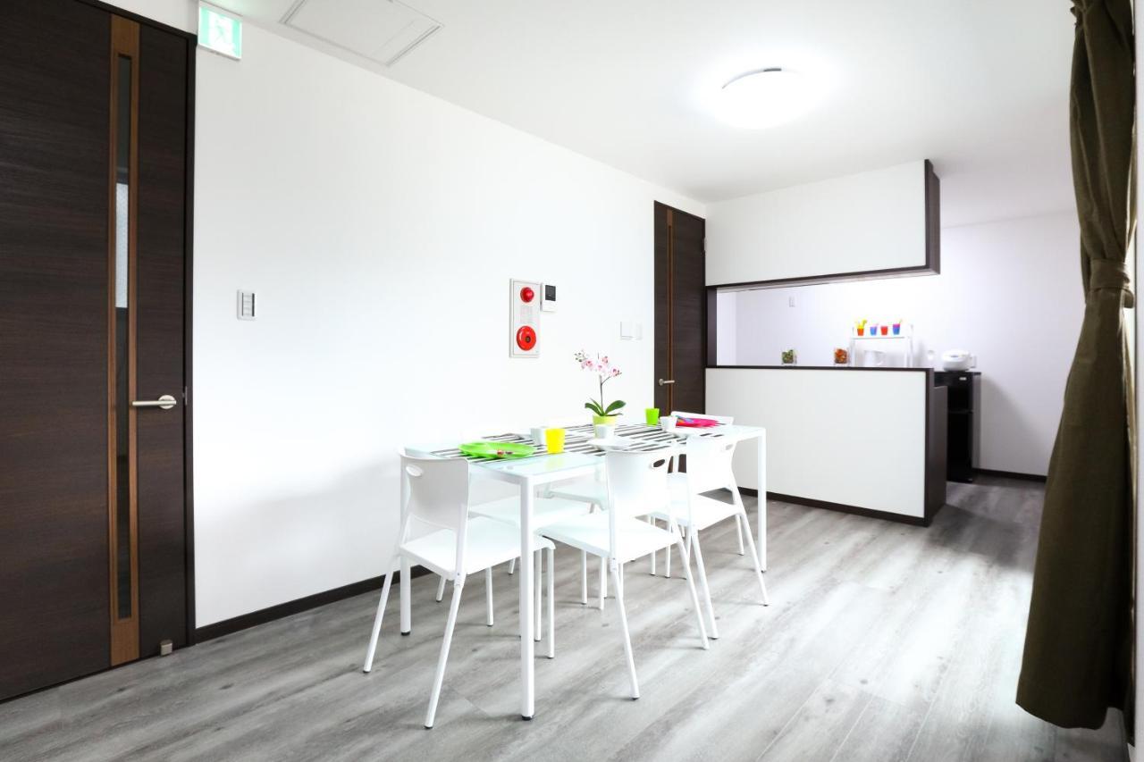 Tsuruhashi House *
