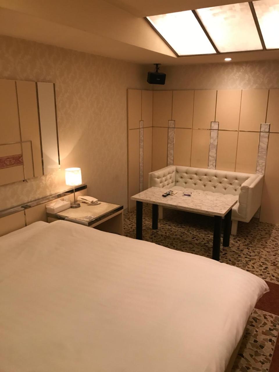 Love hotel Prime Fulula プライムホテル フルーラ (adults Only) Osaka