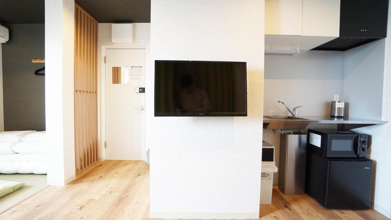 Apartment Poly