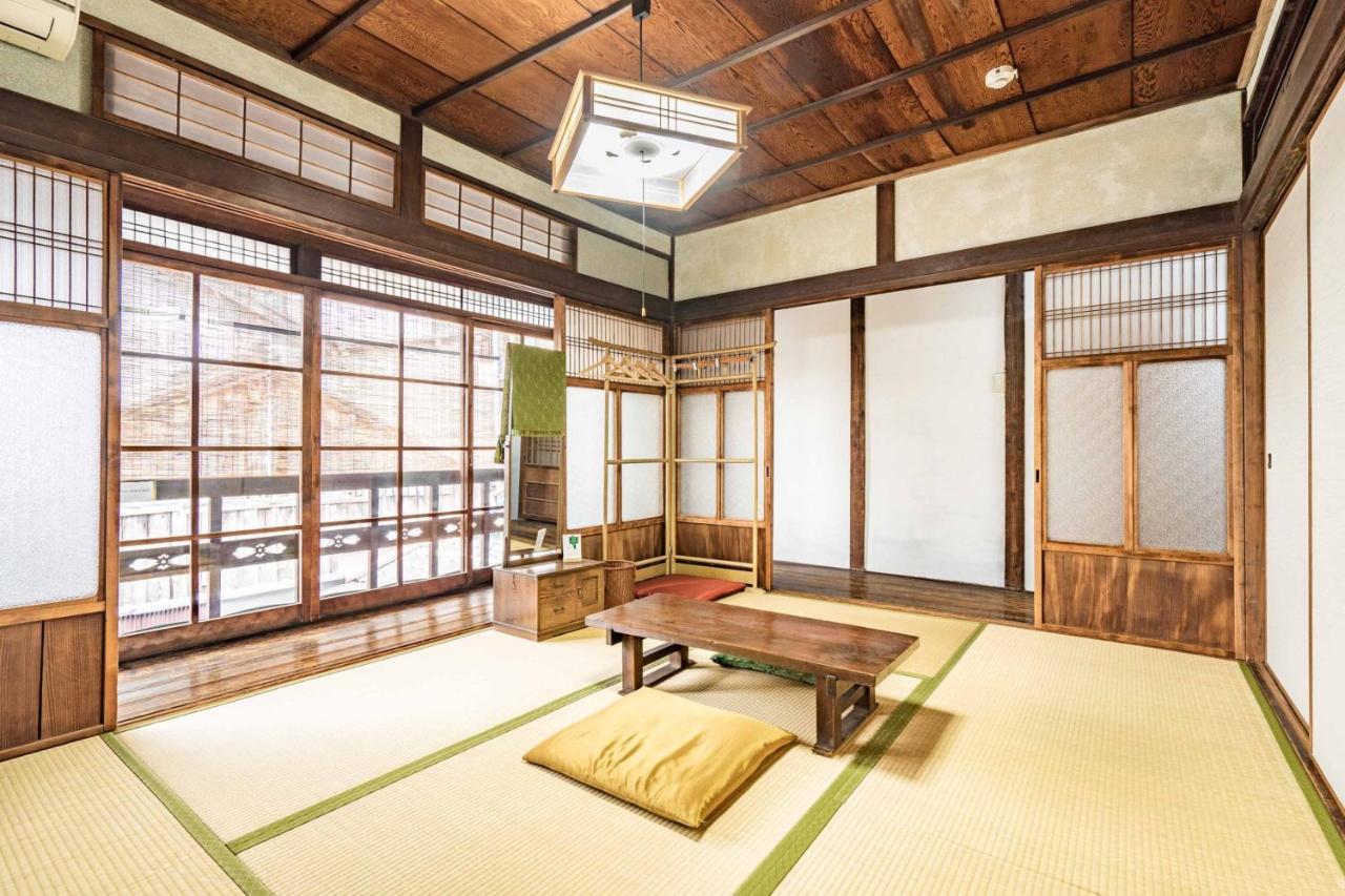 Guest house ゲストハウス君彩家 Kimidoriya Osaka