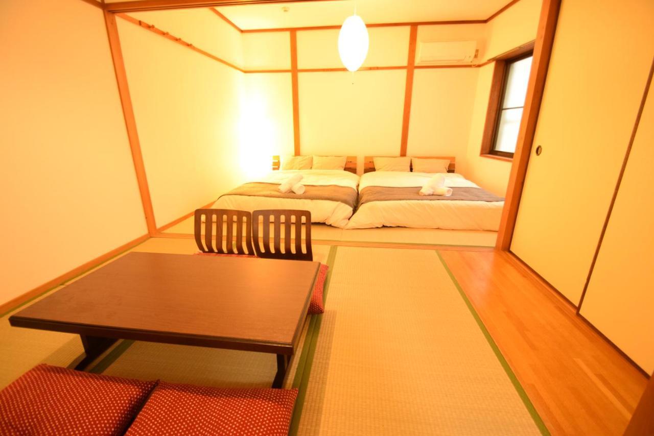 Color Ebie Apartment *