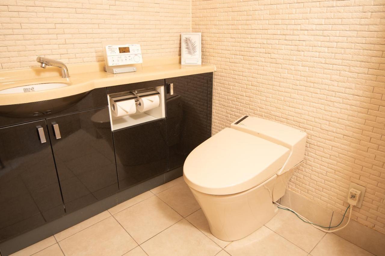 The Experience Uehonmachi Deluxe - Self Check-in Only