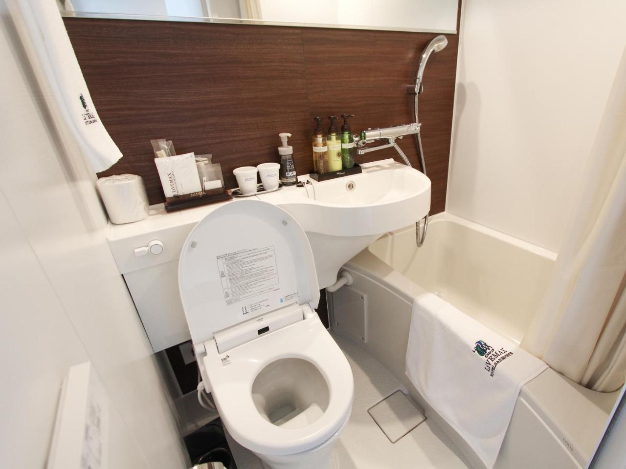 Hotel Livemax Yodoyabashi 3*