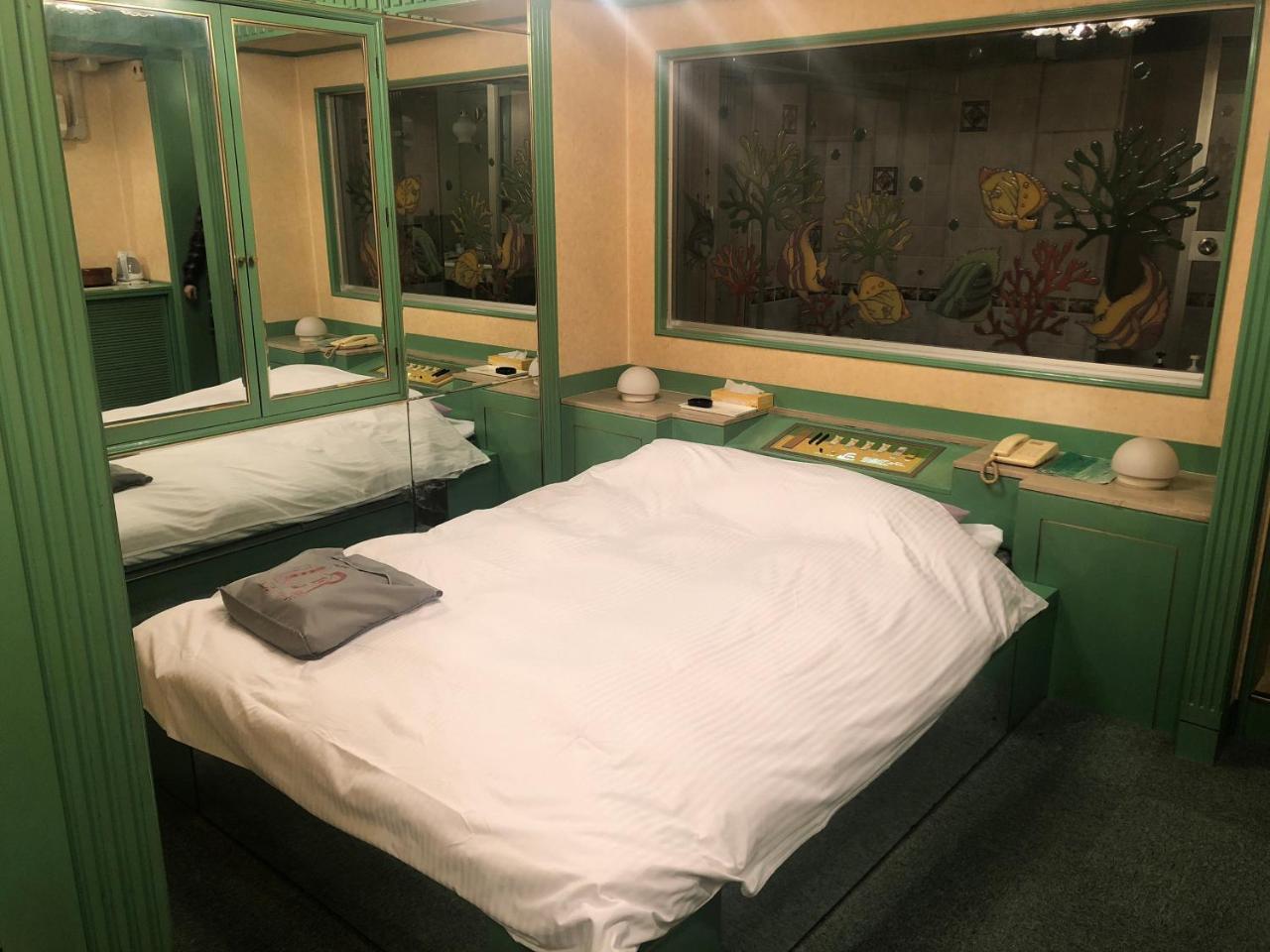 Love hotel L.road (adults Only)