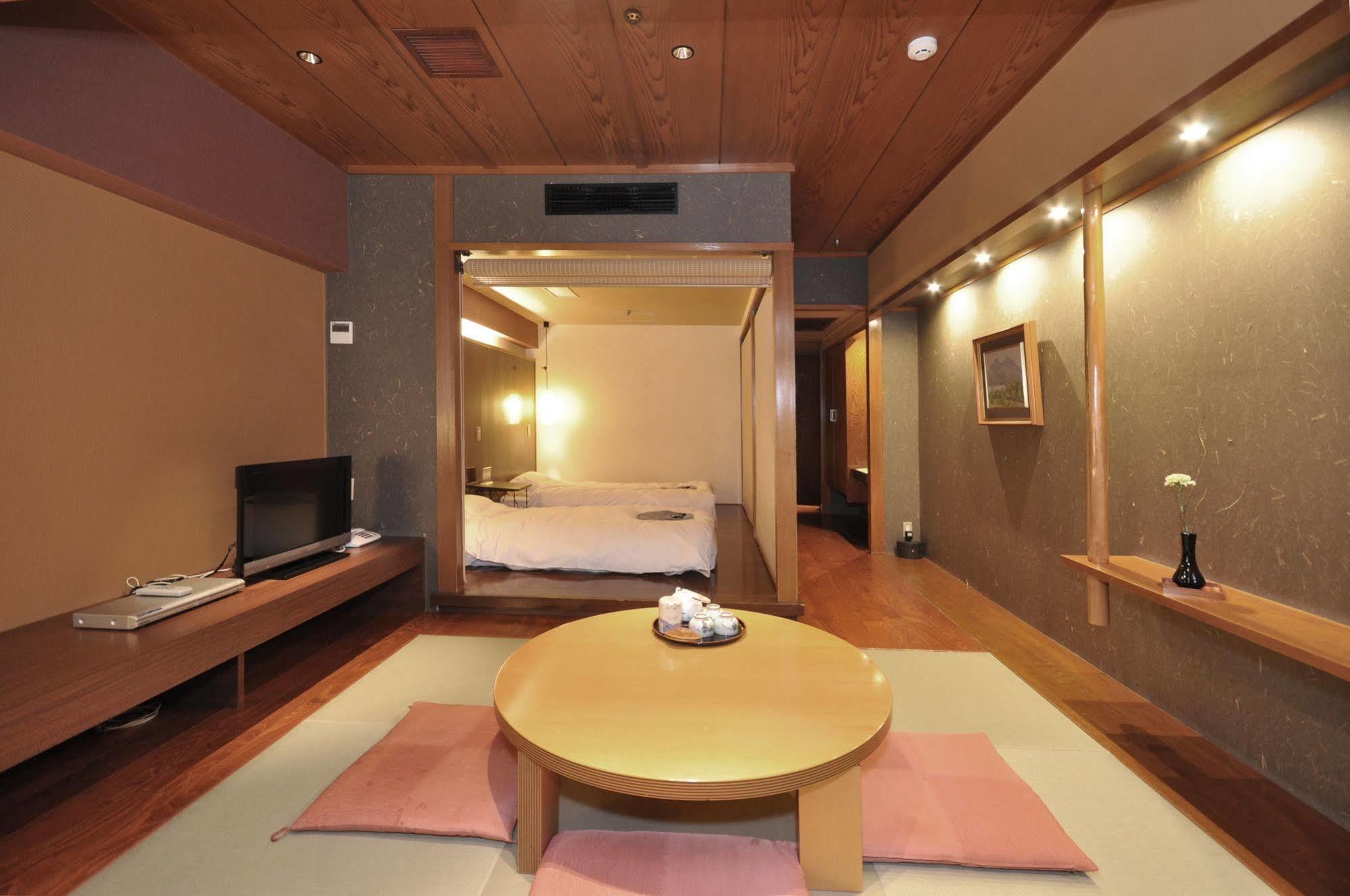 Ichiei Hotel Osaka