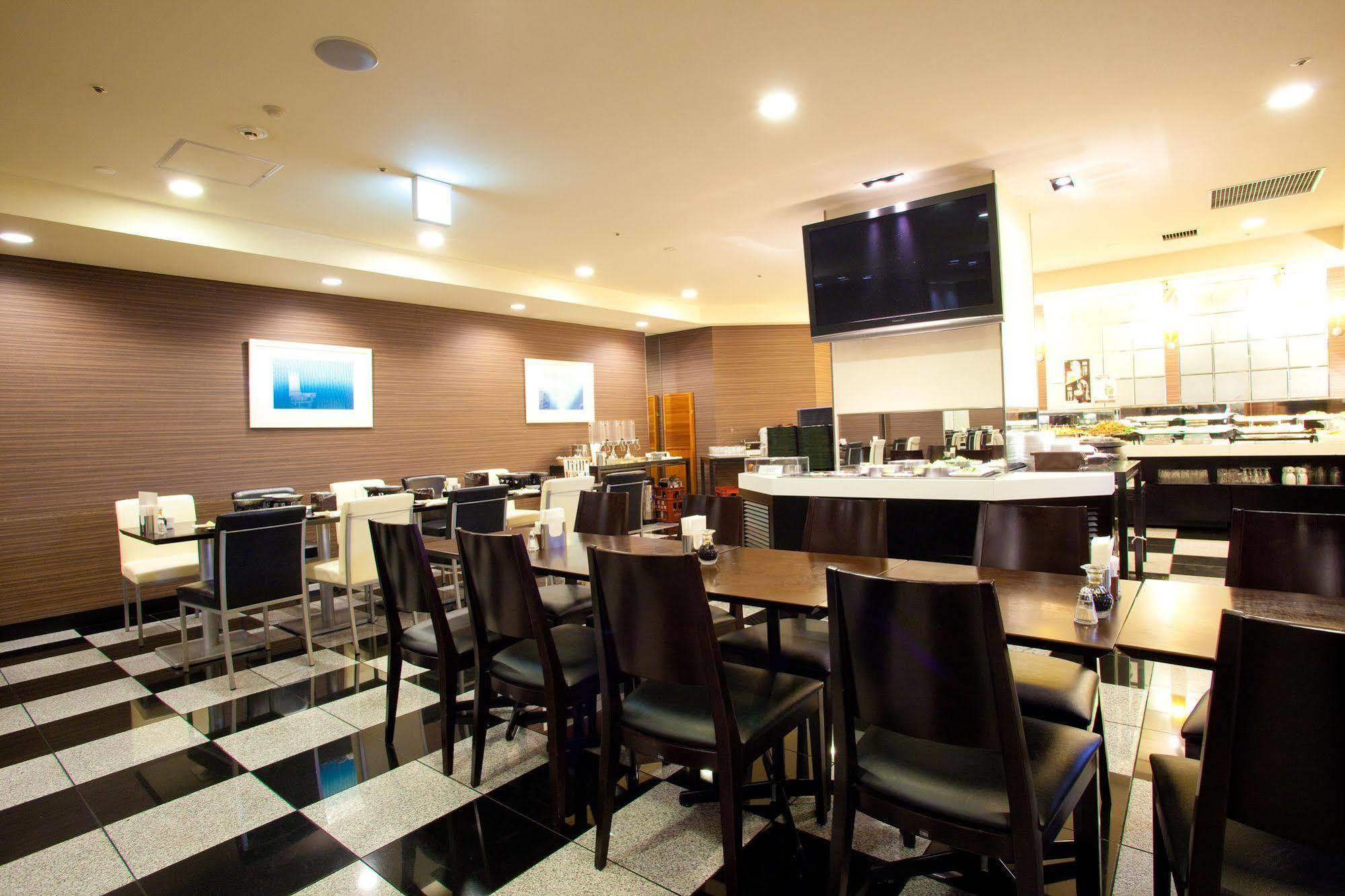 Apa Yodoyabashi Ekimae Hotel