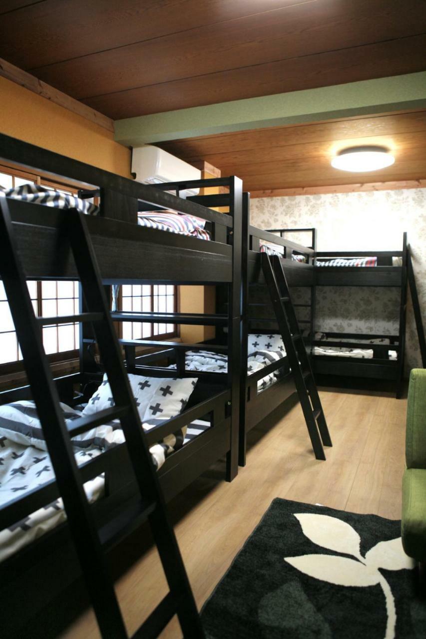 Guest house Maru House *