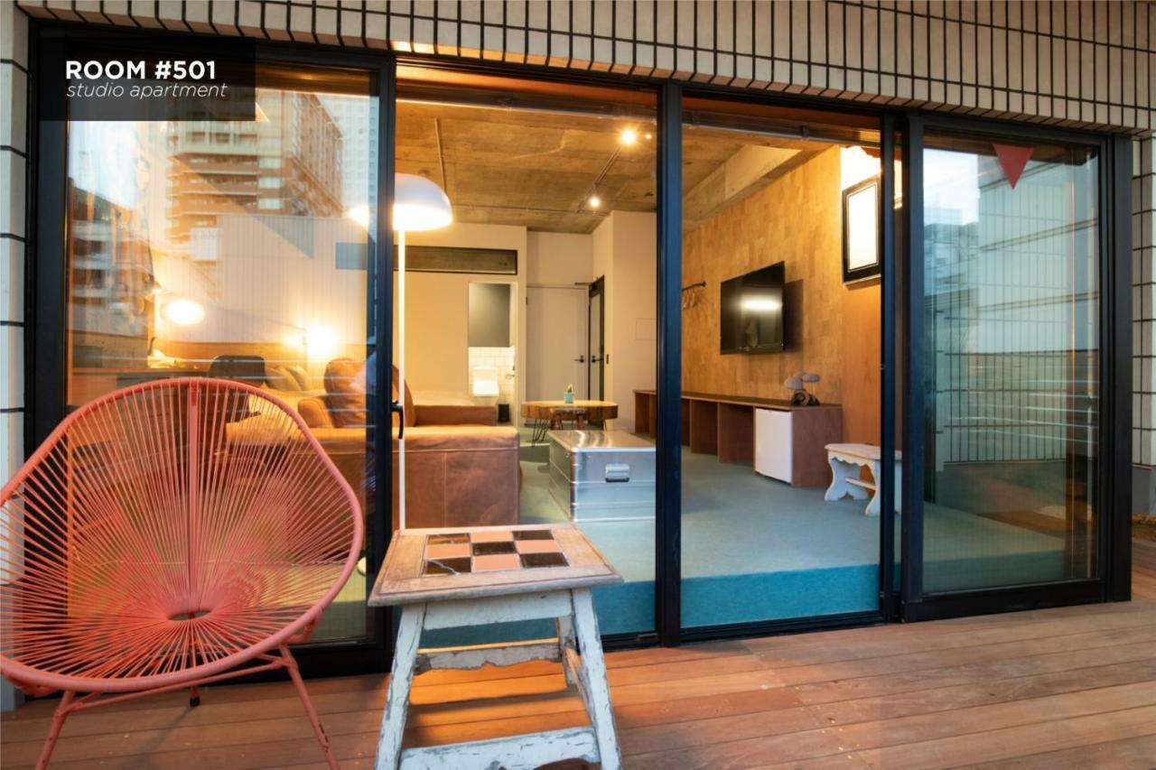 Aparthotel Earthmans Amemura 3*