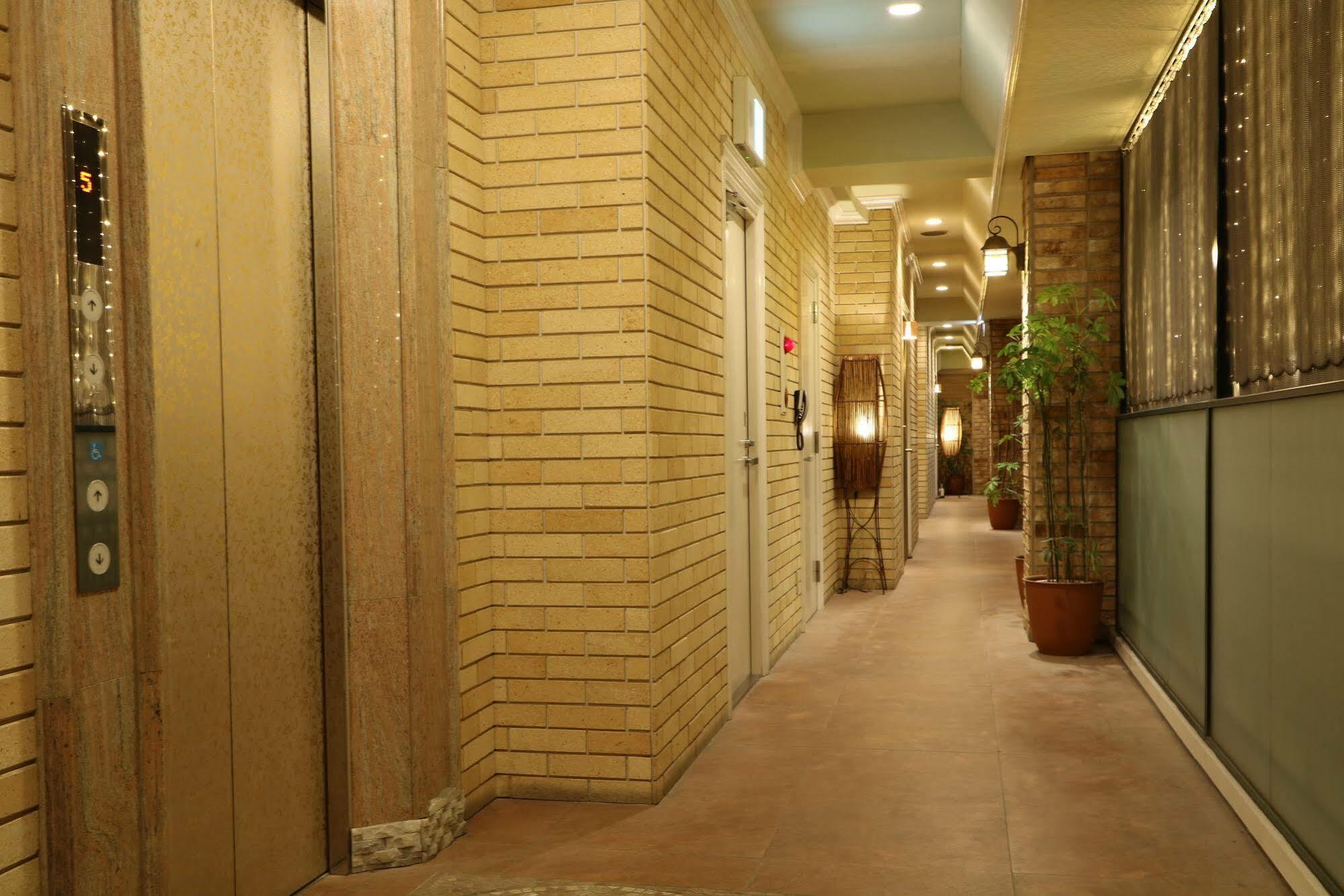Hotel Kanade Shinsaibashi