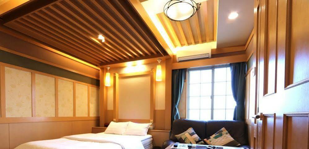 Kanade Shinsaibashi 3* Osaka