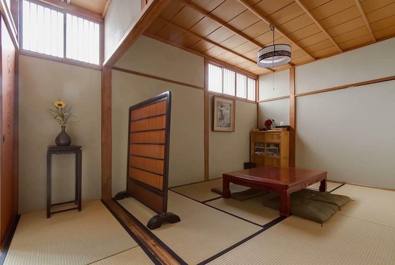 Apartment Bar併設の仕掛け満載忍者ハウス!wi-fi!天王寺電車で15分!帝塚山四丁目駅3メートル!