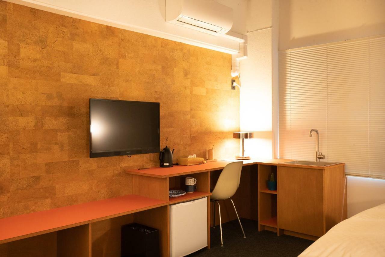 Aparthotel Earthmans Amemura
