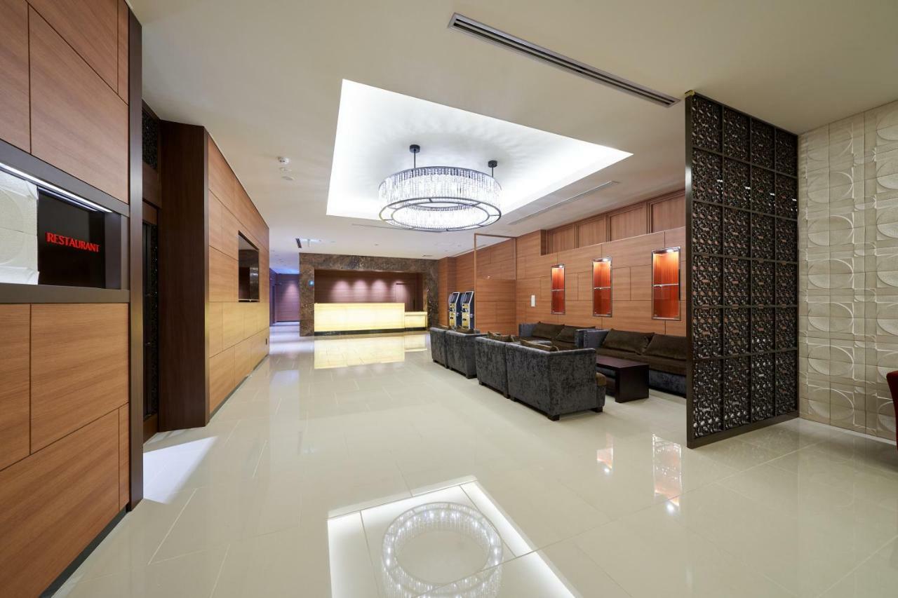 Welina Premier Shinsaibashi 3*