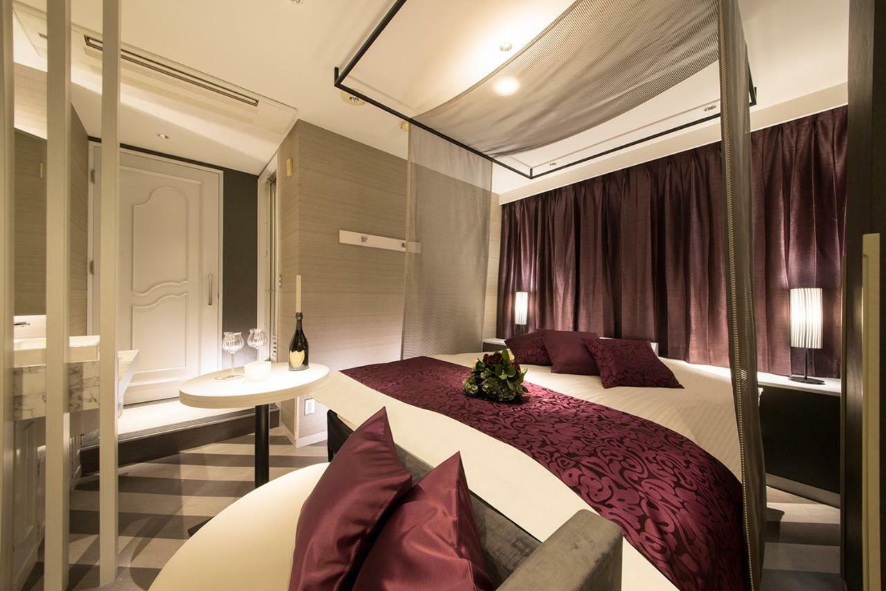 ルトゥール難波 Retournanba 男塾ホテルグループ (adults Only) Hotel do amor 2*