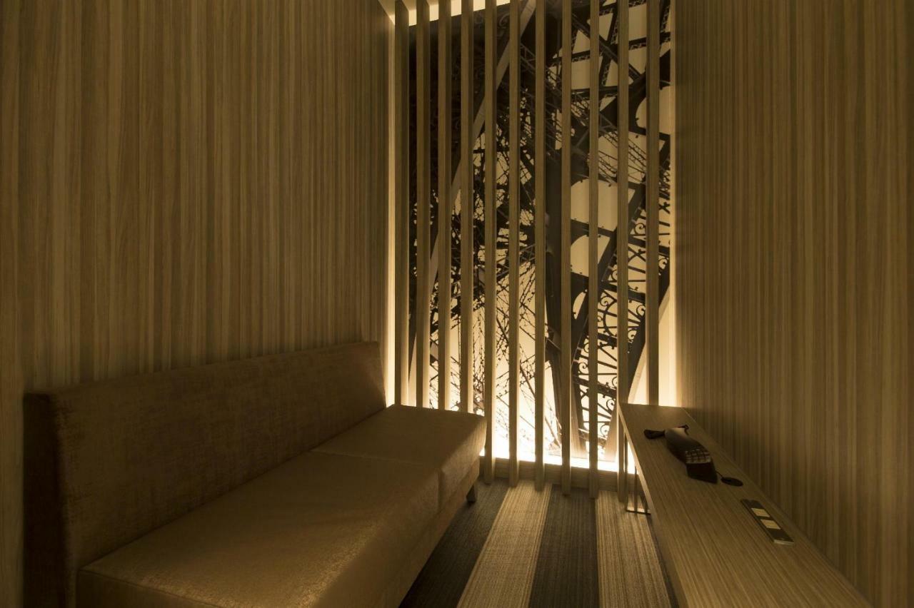 ルトゥール難波 Retournanba 男塾ホテルグループ (adults Only) 2* Osaka