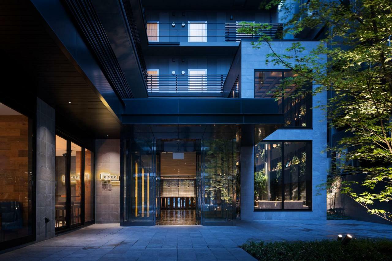 Bespoke Shinsaibashi Hotel 3*