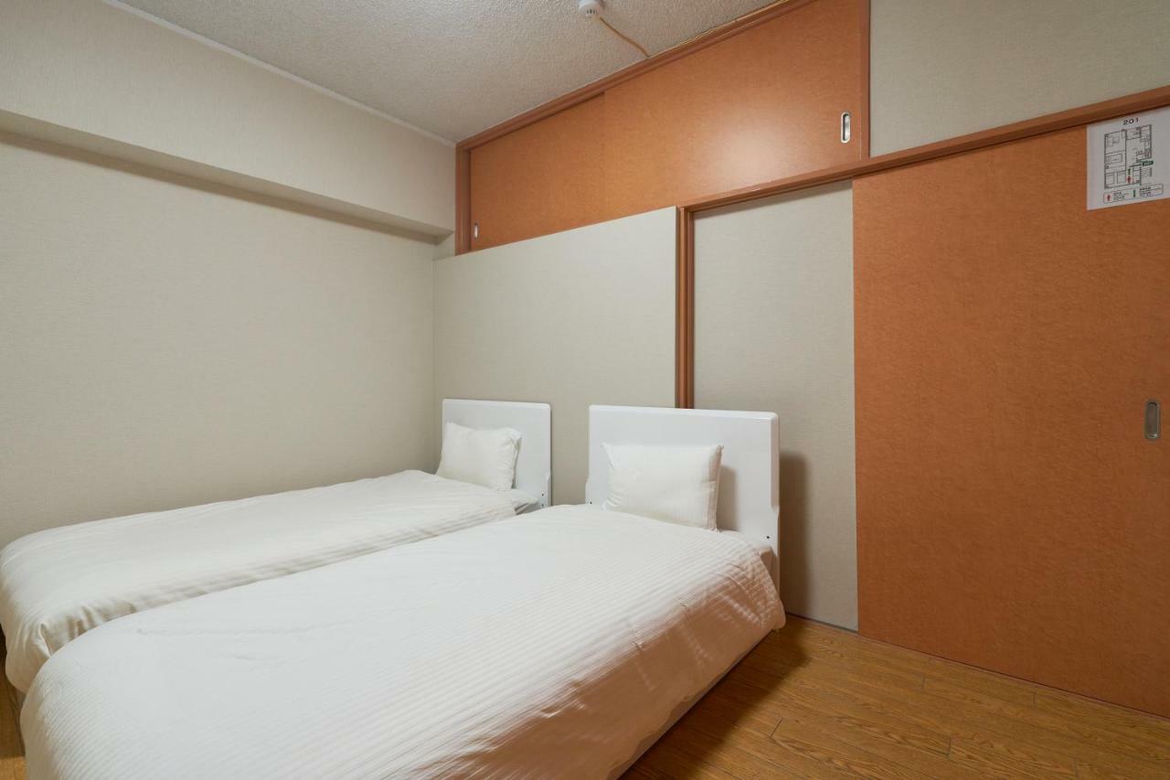 Meet Me Tenjinbashi Guest house