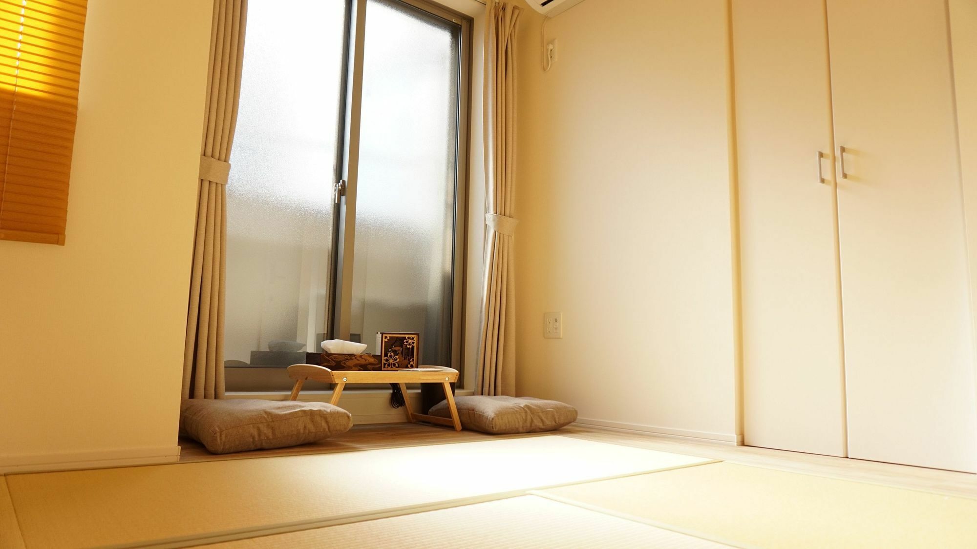 Poly Apartment