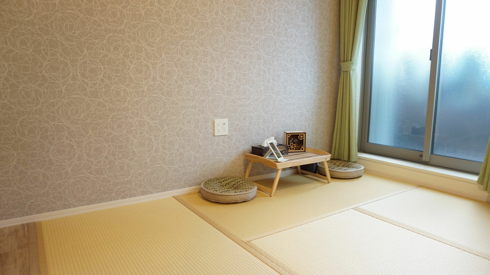 Apartment Poly