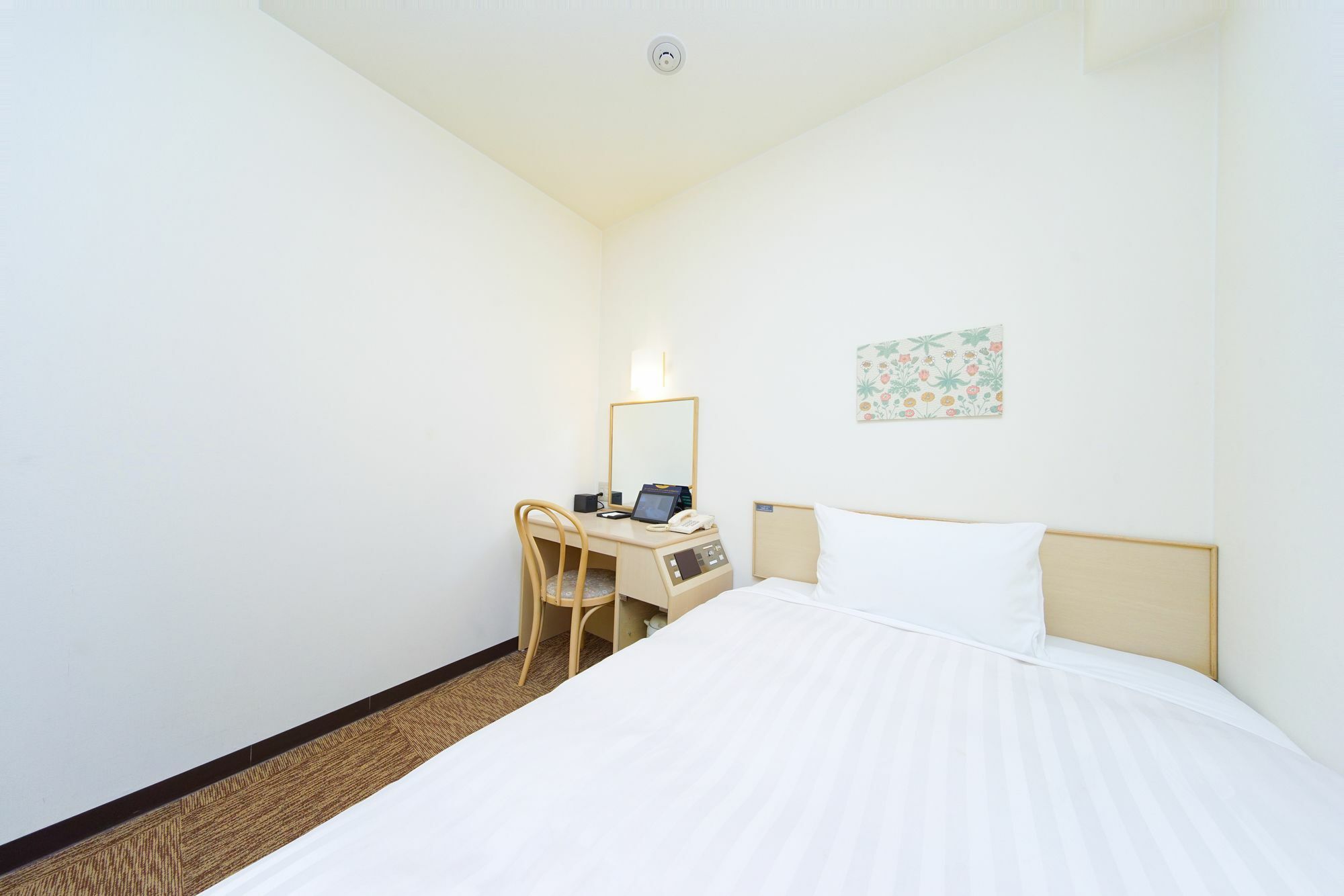 Hotel Western Tsukamoto 3*