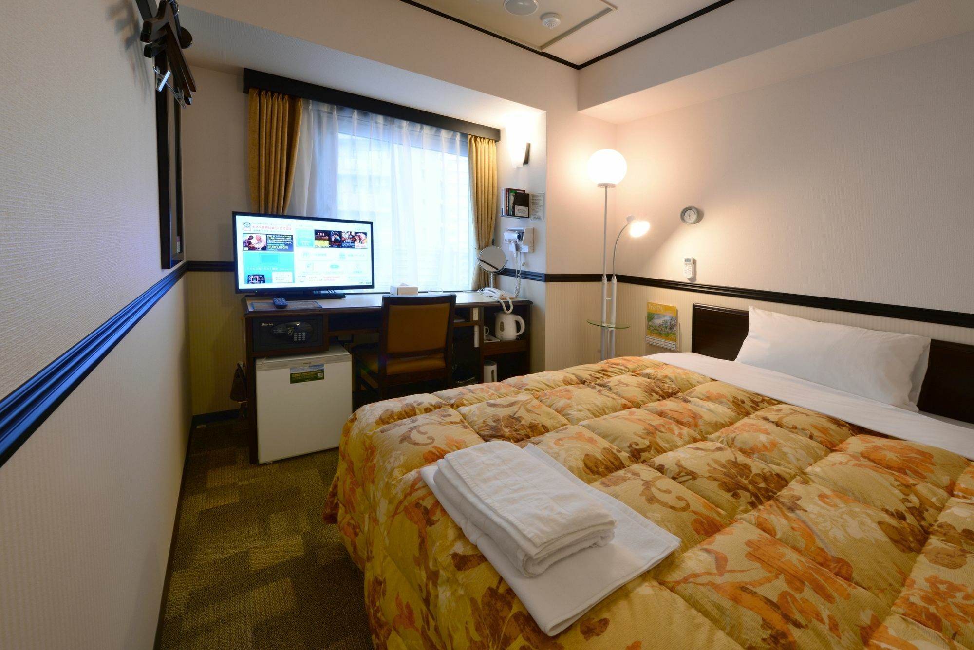 Toyoko Shinsaibashi Nishi Hotel 3*
