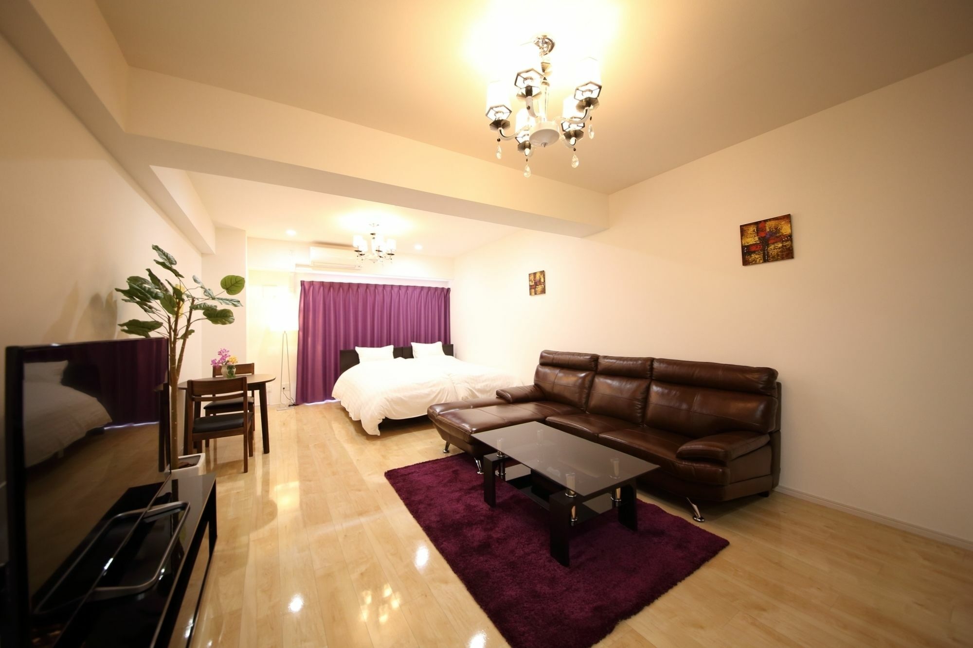 Alex's Shinsaibashi Apartment