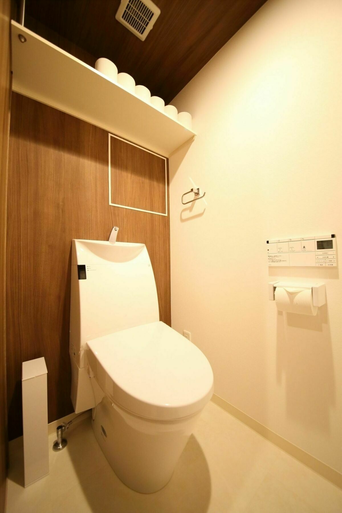 Alex's Shinsaibashi Osaka