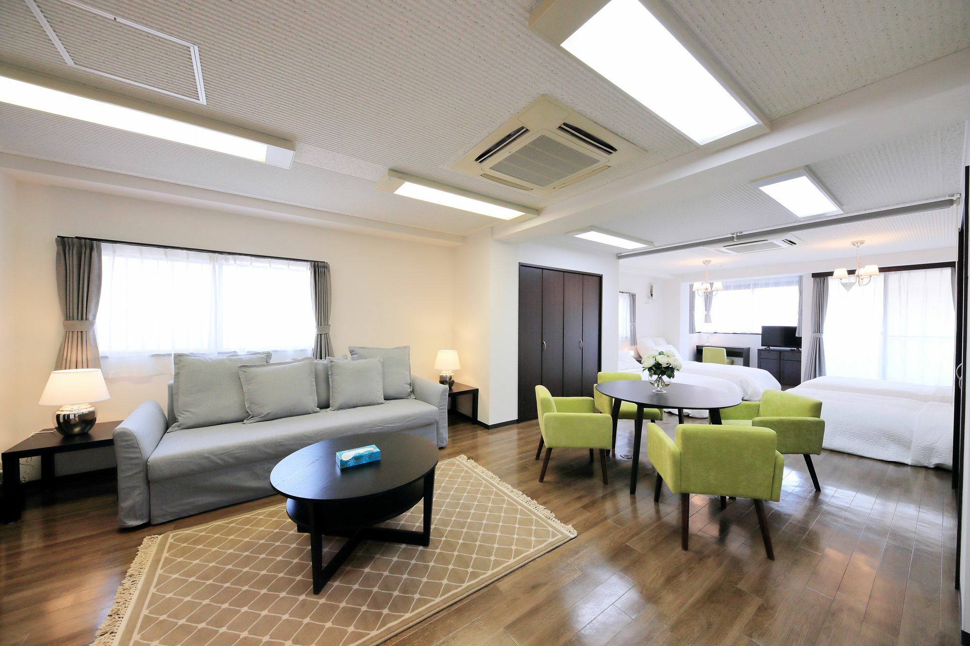 Namba Rakuraku 3* Osaka