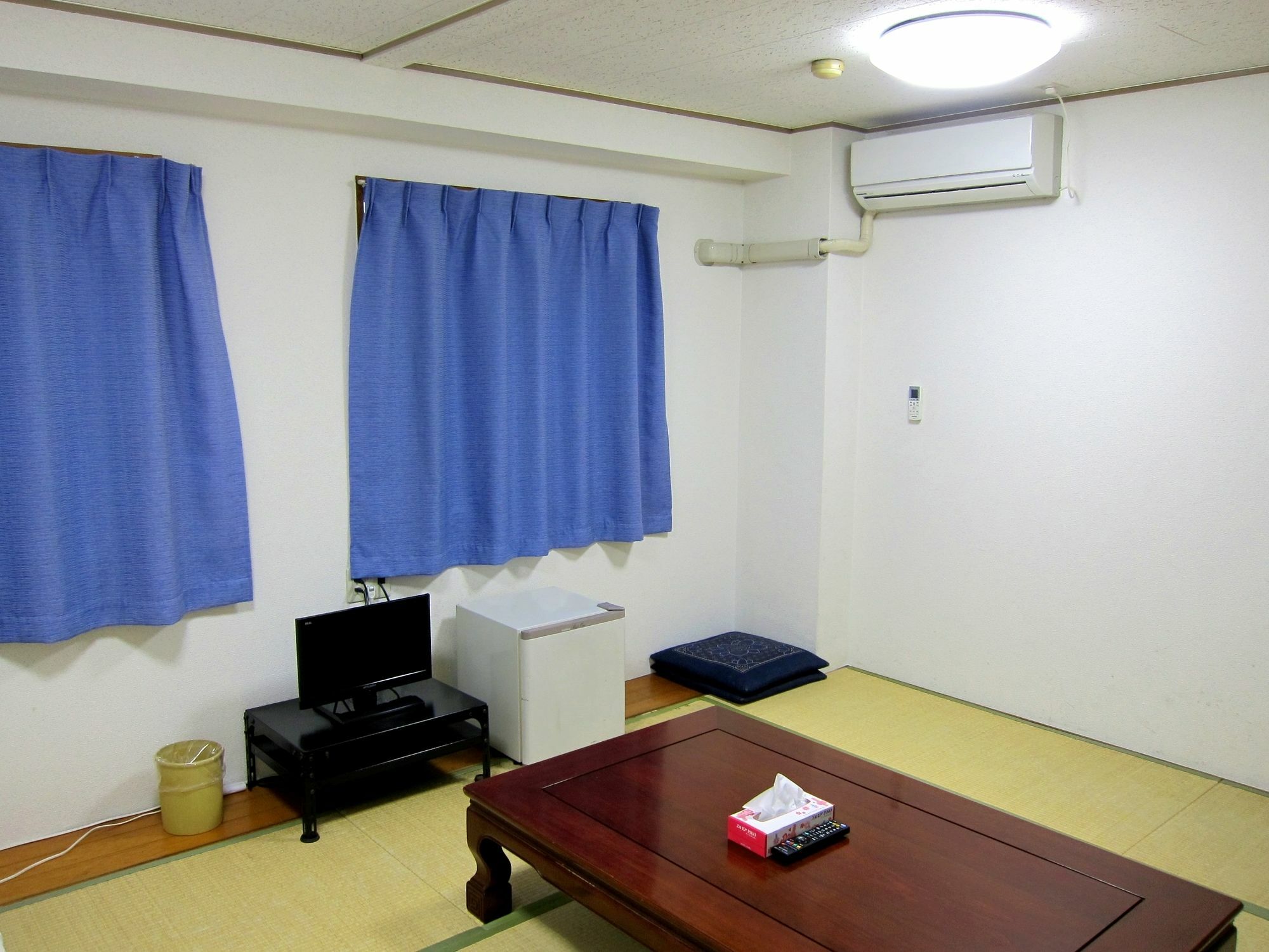 Pivot Shin-imamiya Ekimae Hotel 3*